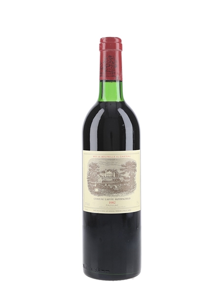 1982 Chateau Lafite Rothschild Premier Grand Cru Classe 75cl