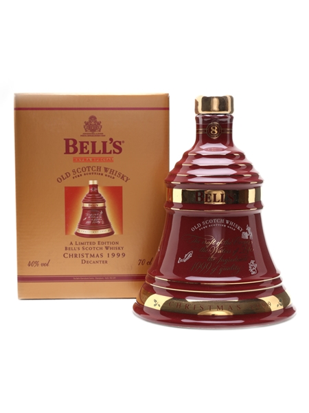 Bell's Decanter Christmas 1999 Ceramic Decanter 70cl / 40%