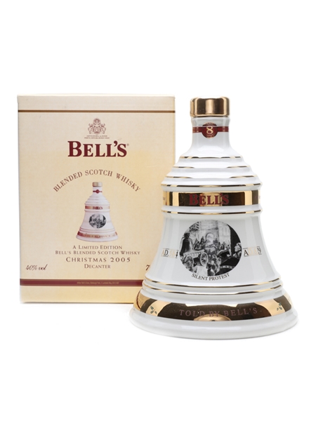 Bell's Christmas 2005 Ceramic Decanter Silent Protest 70cl / 40%