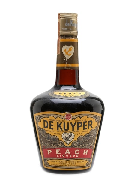 De Kuyper Peach Liqueur Bottled 1960s - Cincinnati, Ohio 75.7cl / 30%