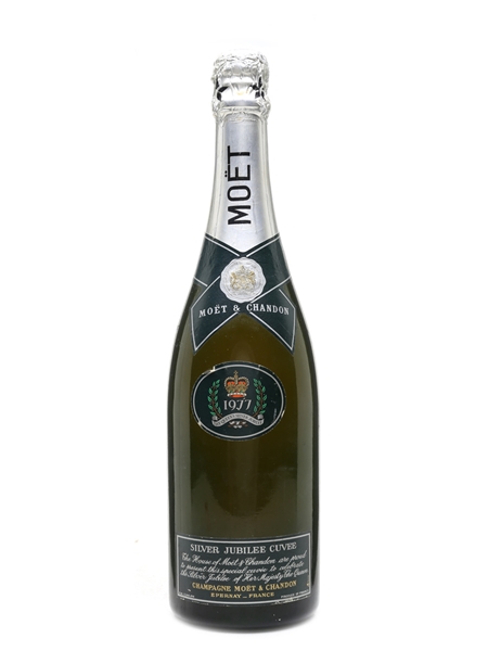 Moet & Chandon Silver Jubilee Cuvee Bottled 1977 75cl / 12.5%