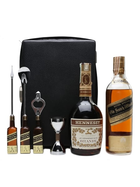 Johnnie Walker & Hennessy Set - Lot 31879 - Buy/Sell Blended