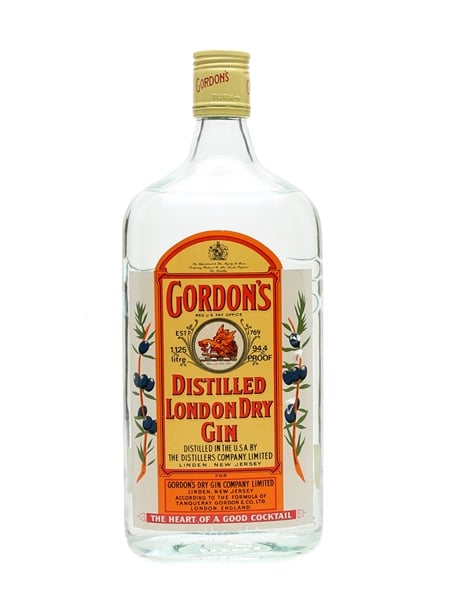 Gordon's Dry Gin Bottled 1970s - Linden, New Jersey 112.5cl / 47.2%