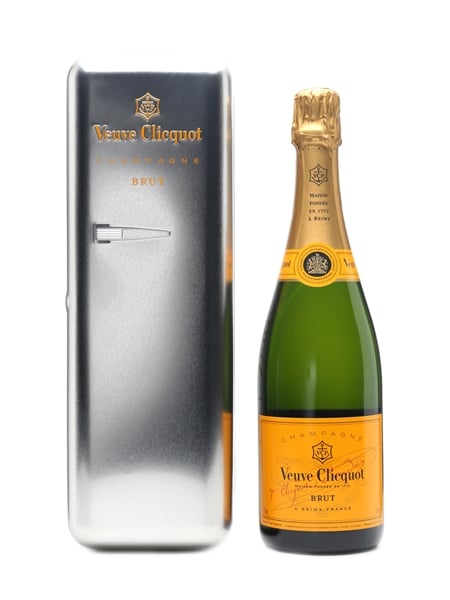 Veuve Clicquot Yellow Label NV Fridge Style Presentation Tin 75cl  / 12%