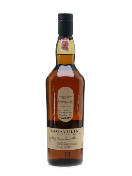 Lagavulin Natural Cask Strength Bottled 2010 - Distillery Exclusive 70cl / 52.5%