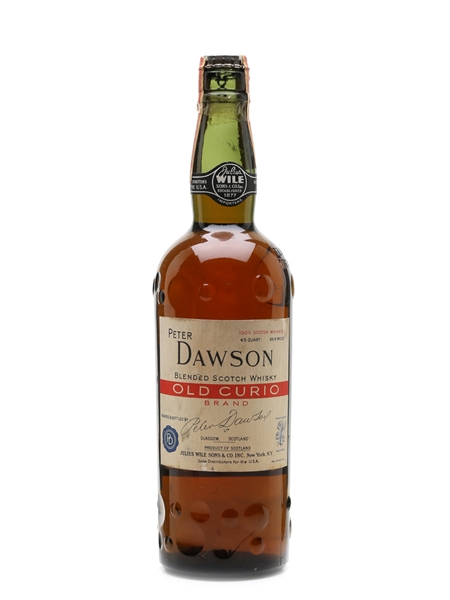 Peter Dawson Old Curio Spring Cap Bottled 1940s - Julius Wile & Sons 75.7cl / 43.4%