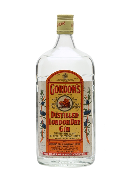 Gordon's Dry Gin Bottled 1970s - Linden, New Jersey 112.5cl / 47.2%