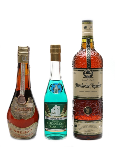 Assorted Liqueurs Calisay, Mandarine Napoleon & De Angelique De Niort 3 x 35cl-100cl