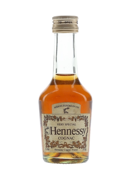 Hennessy Very Special Bottled 1960s-1970s 10cl / 40%