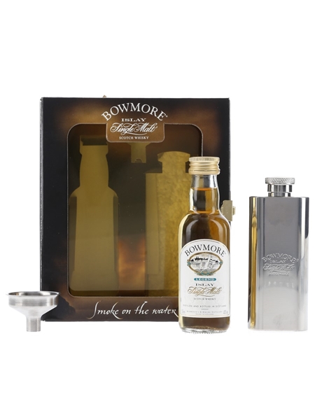 Bowmore Legend Miniature & Hip Flask Bottled 2000s 5cl / 40%