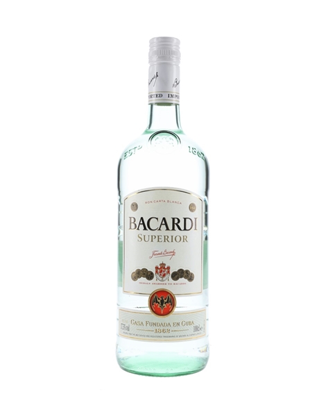 Bacardi Carta Blanca Nassau, Bahamas 100cl / 37.5%