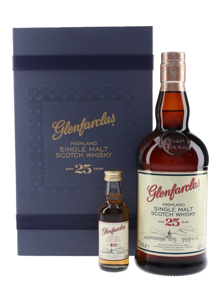 Glenfarclas 25 Year Old & 40 Year Old The Spirit Of Independence 70cl & 5cl