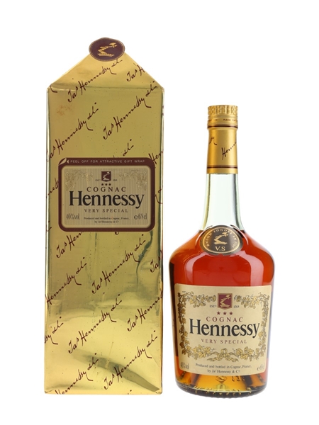 Hennessy 3 Star VS Bottled 1980s 68cl / 40%