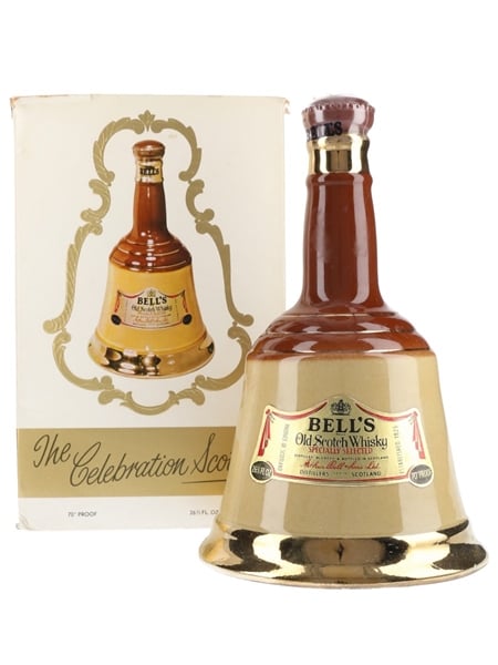 Bell's Old Brown Decanter Bottled 1970s 75.7cl / 40%