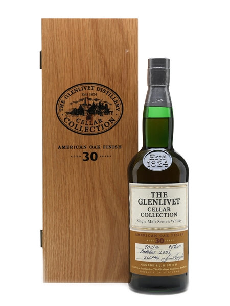 Glenlivet 30 Years Old Cellar Collection Bottled 2001 70cl