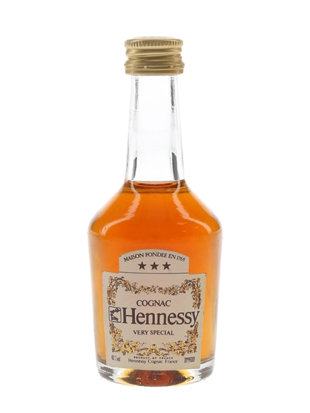 Hennessy 3 Star VS Bottled 1970s-1980s 3cl / 40%