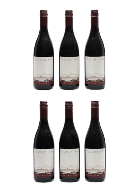 Cloudy Bay Pinot Noir 2010 Marlborough 6 x 75cl / 14%