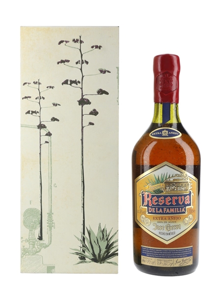 Jose Cuervo Reserva De La Familia Coleccion 2019 - Parte O Pedazo 70cl / 38%