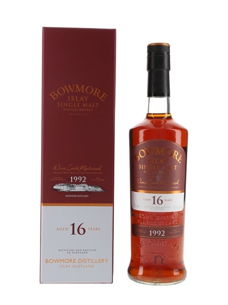 Bowmore 1992 16 Year Old Wine Cask Matured Bottled 2008 - Signed Bottle 70cl / 53.5%