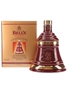 Bell's Decanter Christmas 1999 8 Year Old - Ceramic Decanter 70cl / 40%