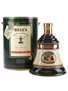 Bell's Christmas 1988 Ceramic Decanter We Wish You A Merry Christmas 75cl / 43%