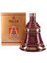 Bell's Christmas 1999 Ceramic Decanter 8 Year Old 70cl / 40%