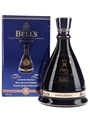 Bell's Ceramic Decanter Queen Elizabeth II 50 Years Reign 70cl / 40%