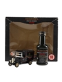 Cockburn's Port & Cockburn's Bull Nose Morris Van Lledo Collectibles - The Bygone Days Of Road Transport 5cl / 20% - 8cm x 4cm x 3cm