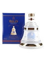 Bell's Christmas 2001 Ceramic Decanter 8 Year Old - Alexander Graham Bell 70cl / 40%