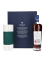 Macallan: An Estate, A Community And A Distillery Anecdotes Of Ages - Sir Peter Blake 70cl / 47.7%