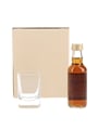 Macallan 18 Year Old And Glass Youngest Whisky Distilled In 1985 5cl / 43%