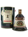 Bell's Christmas 1988 Ceramic Decanter We Wish You A Merry Christmas 75cl / 43%
