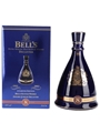 Bell's Ceramic Decanter Queen Elizabeth II 50 Years Reign 70cl / 40%