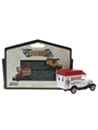 Beefeater Model A Ford Van Lledo Collectibles - The Bygone Days Of Road Transport 8cm x 4cm x 3cm