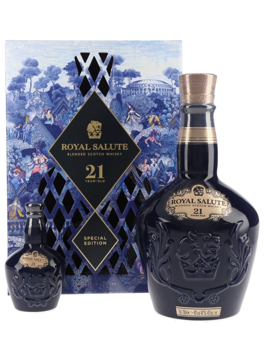 Royal Salute 21 Year Old Royal Masquerade Ball - Festive Gift Pack 70cl & 5cl / 40%