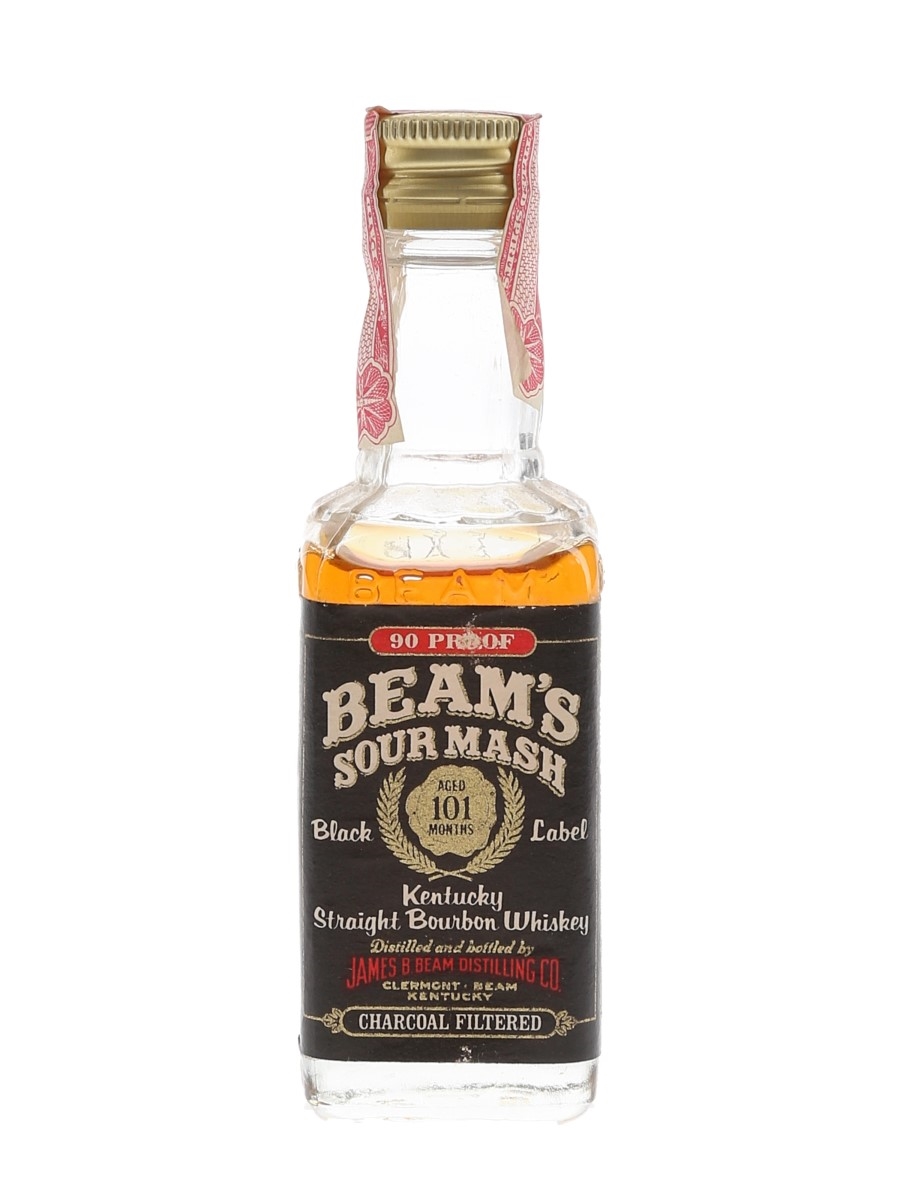Beam's 101 Months Sour Mash Black Label Bottled 1970s-1980s 4.7cl / 45%