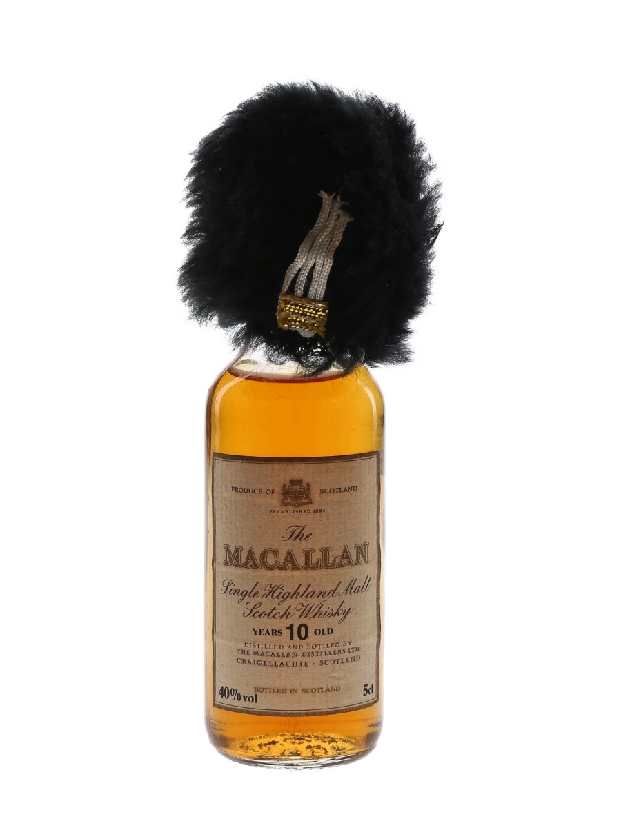 Macallan 10 Year Old Scots Guard Miniature Bottled 1980s 5cl / 40%