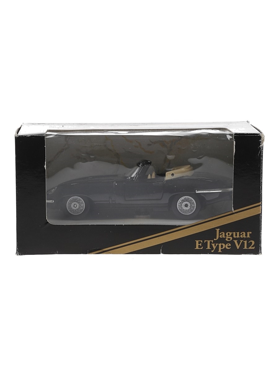 Johnnie Walker Black Label Jaguar E Type V12  14cm x 6.5cm x 6.5cm