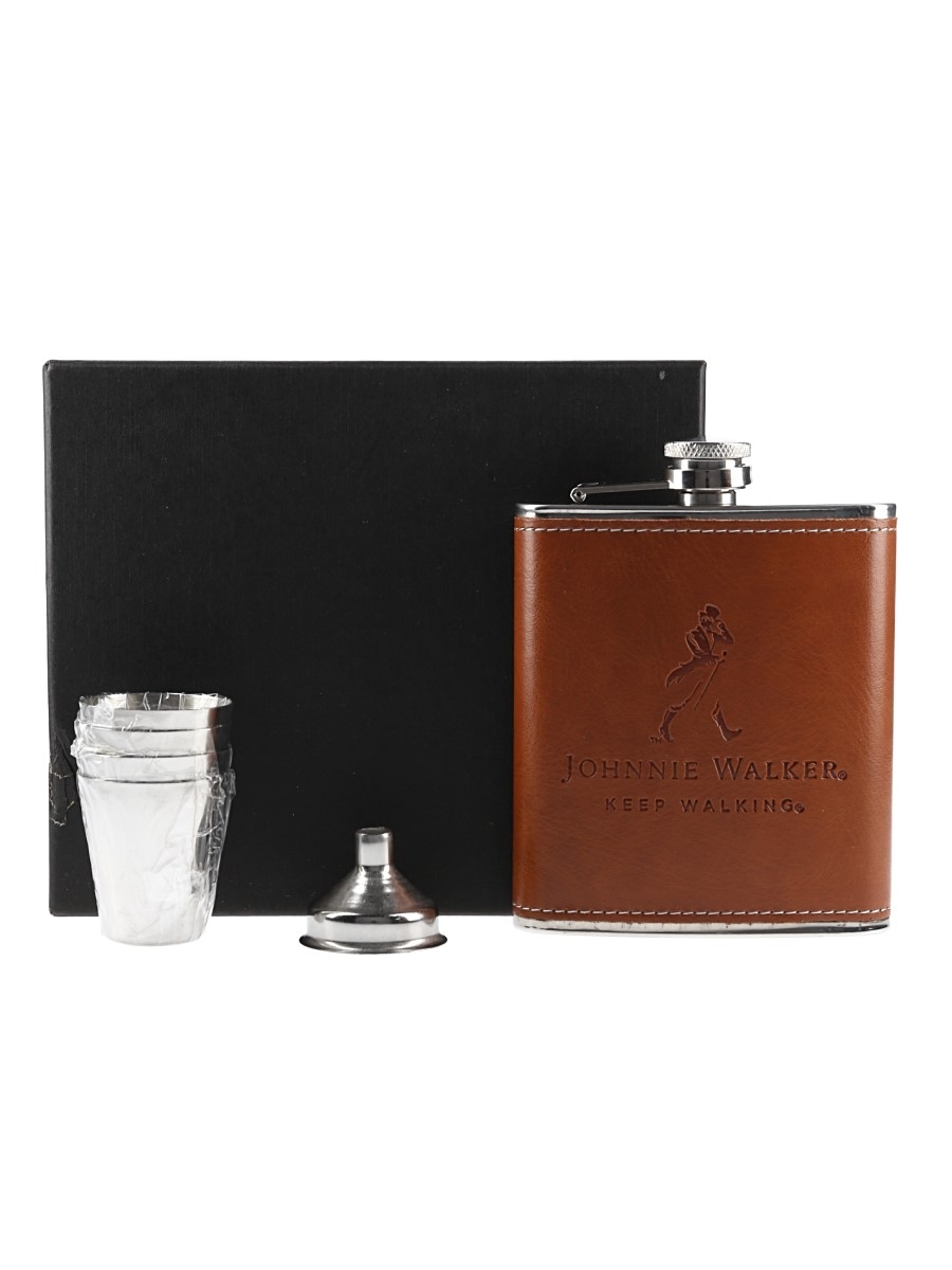 Johnnie Walker Hip Flask With A Funnel & Four Shot Glasses 7 Fluid Ounces 10cm x 12.5cm