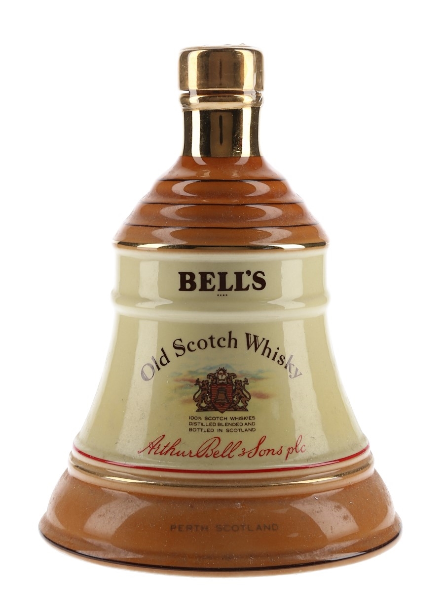Bell's Extra Special Ceramic Decanter Bottled 1980s 75cl / 43%