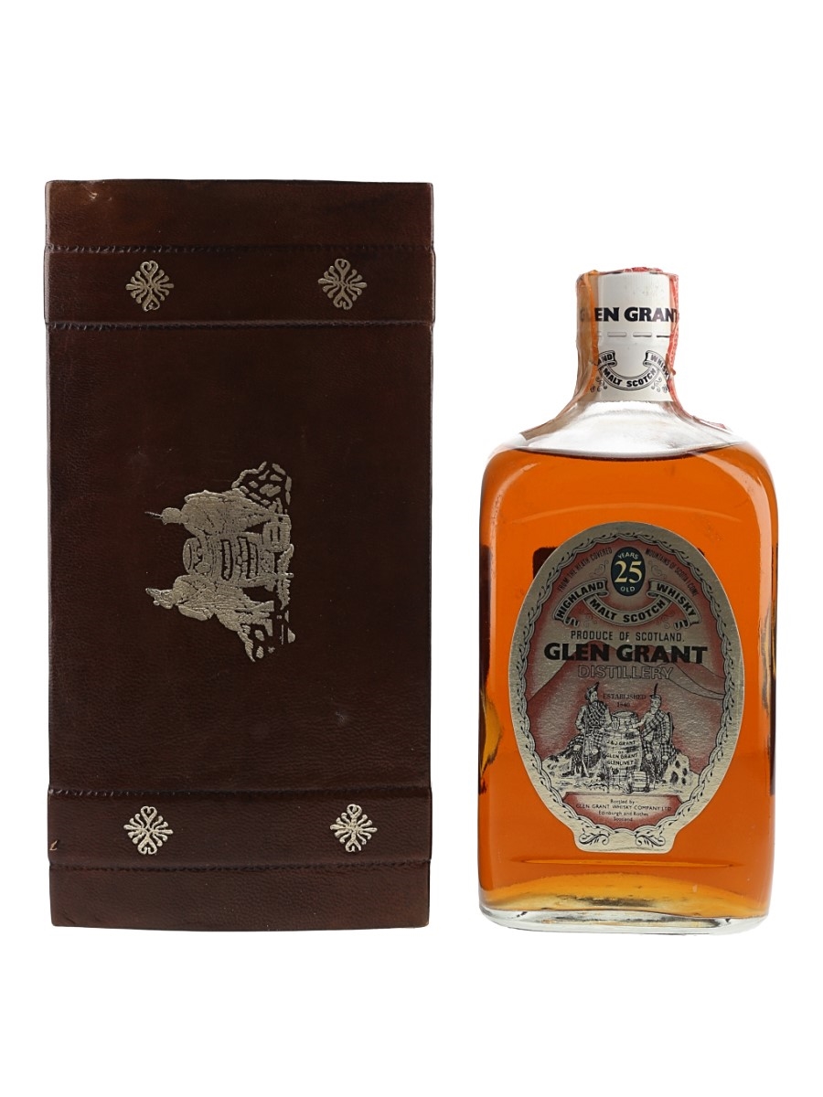 Glen Grant 25 Year Old Director's Reserve Bottled 1980s - Giovinetti 75cl / 43%