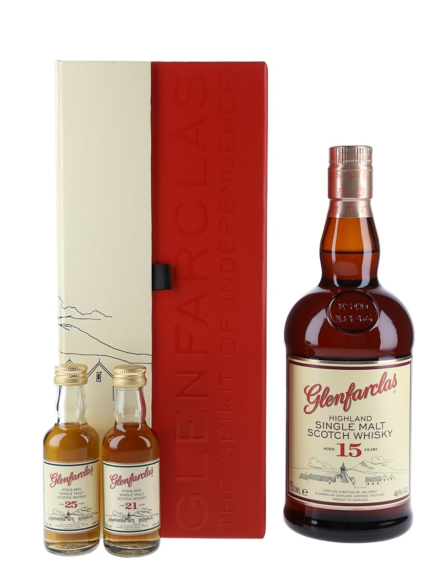 Glenfarclas Tasting Pack 15 Year Old, 21 Year Old & 25 Year Old 70cl & 2 x 5cl