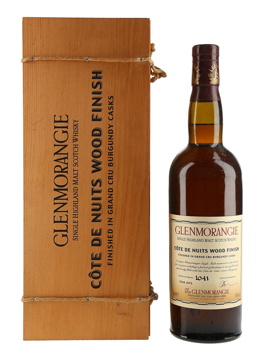 Glenmorangie 1975 25 Year Old Cote De Nuits Wood Finish - Lot