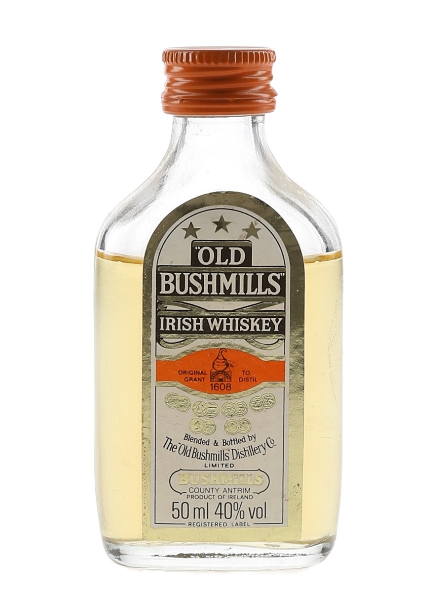 Old Bushmills 3 Star White Label Bottled 1980s 5cl / 40%