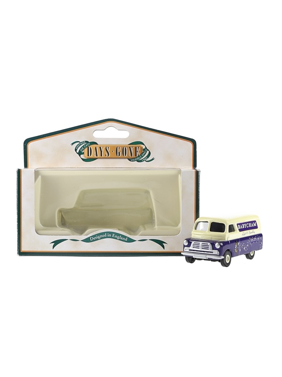 Babycham Bedford Ca Van Lledo Collectibles - The Bygone Days Of Road Transport 7cm x 2.5cm x 2.5cm