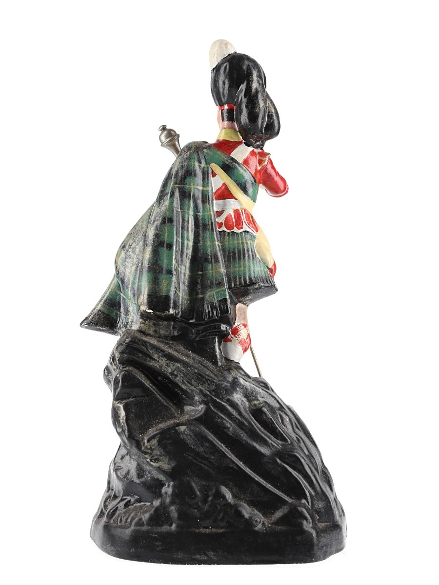 Dewar's White Label Ceramic Figure - Lot 142775 - Buy/Sell