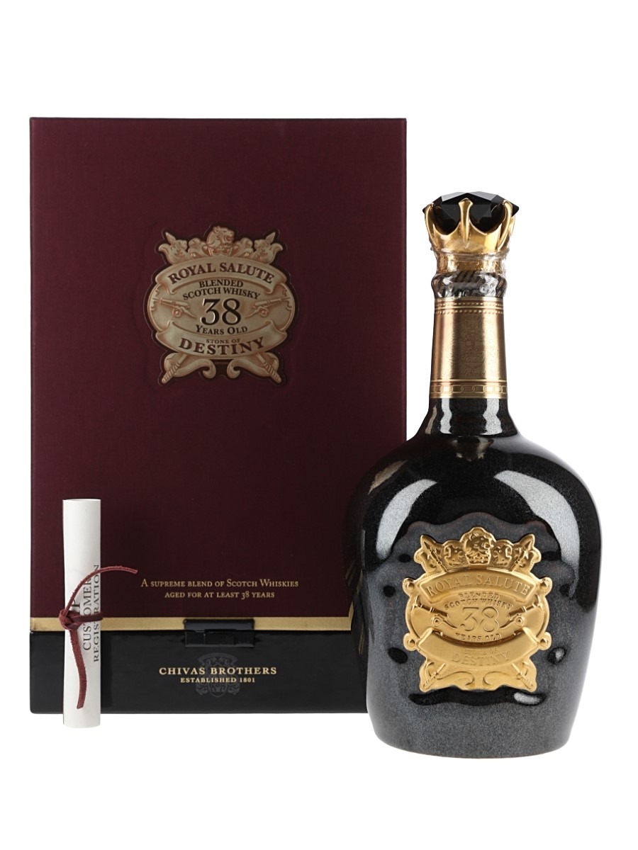 Royal Salute 38 Year Old Bottled 2013 - Stone Of Destiny 70cl / 40%