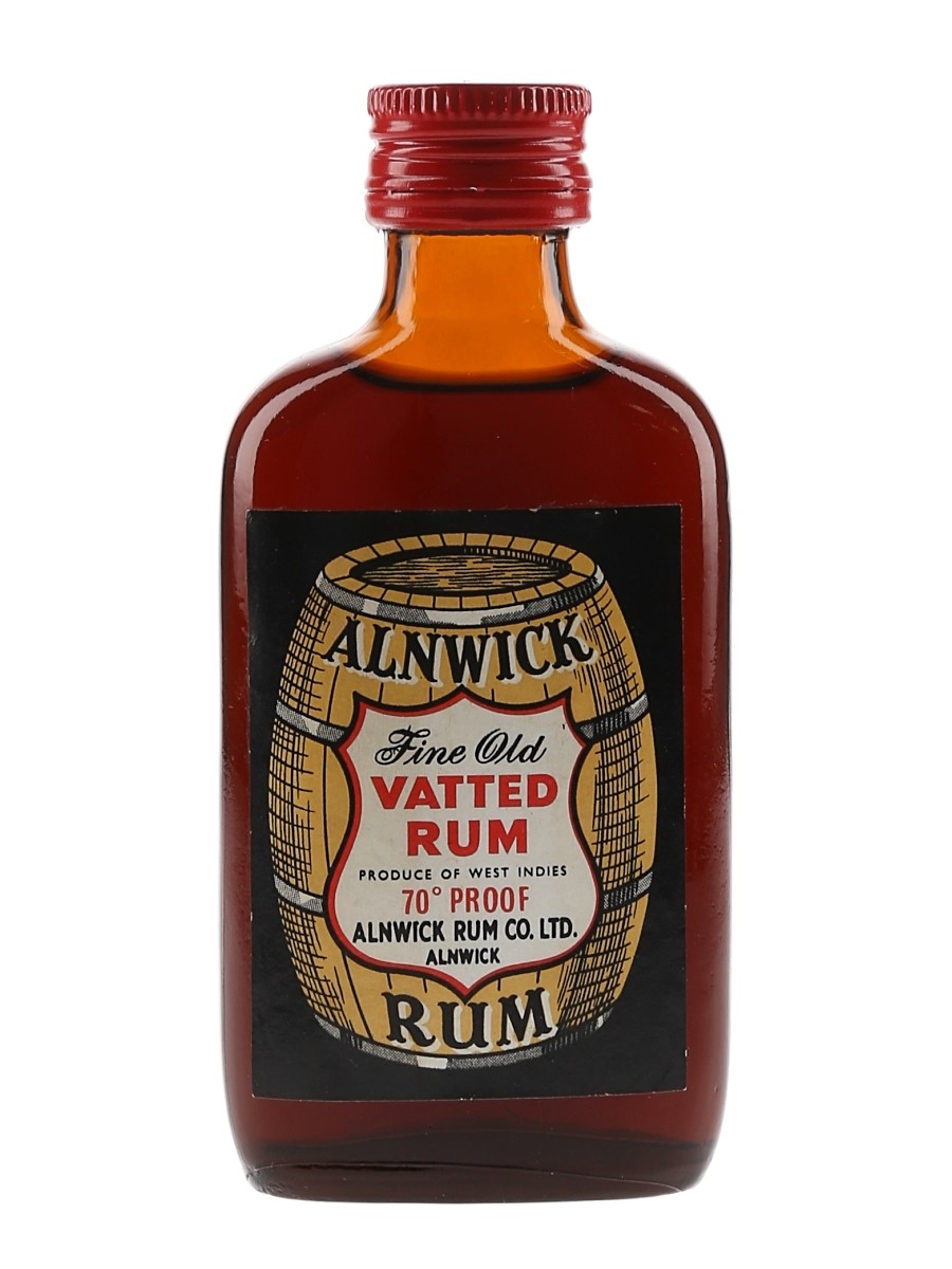 Alnwick Vatted Rum Bottled 1960s 5cl / 40%