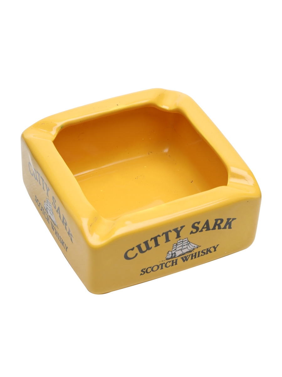 セール 登場から人気沸騰 Cutty Sark Ashtray - Lot 17304 - Buy/Sell Glassware その他
