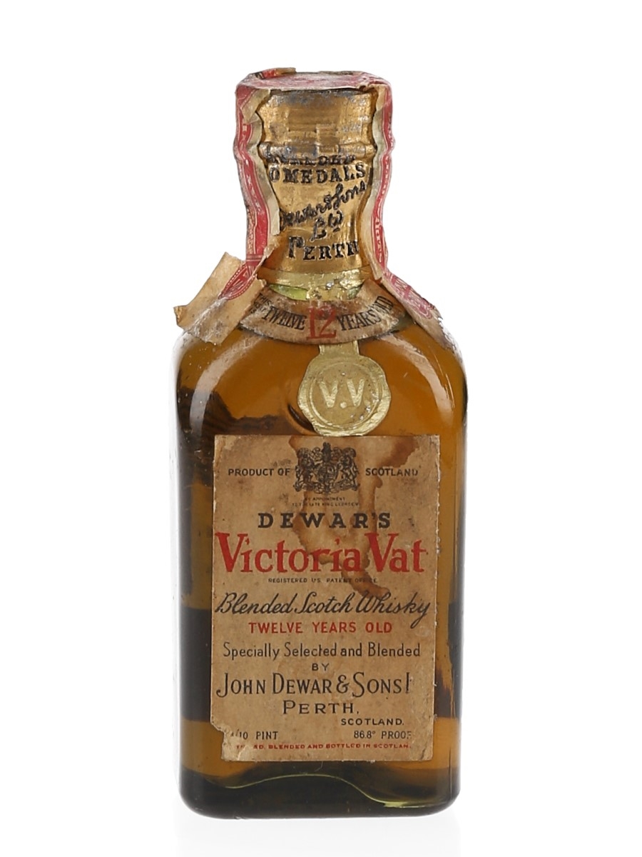 Dewar's Victoria Vat 12 Year Old Spring Cap Bottled 1930s-1940s - Schenley Import Corporation 5cl / 43.4%